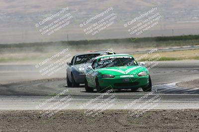 media/Jun-01-2024-CalClub SCCA (Sat) [[0aa0dc4a91]]/Group 3/Race/